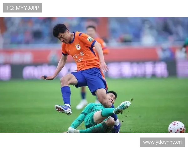 山东泰山整体稳定性不足，已成为制约球队争冠形势的关键问题。